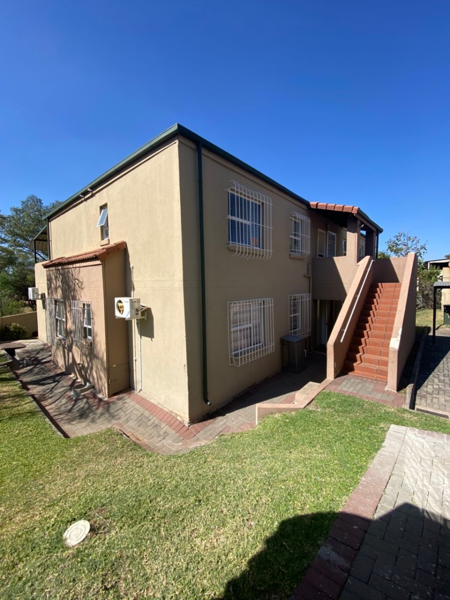 To Let 2 Bedroom Property for Rent in Safari Gardens North West